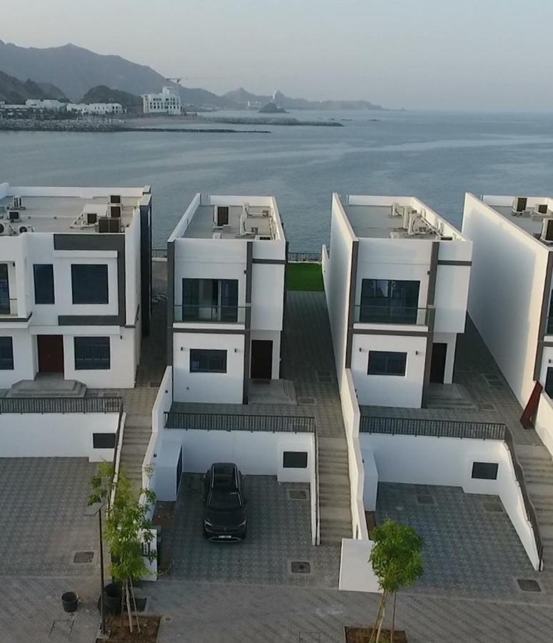 Al Dana Sea View Villa Fujairah Eksteriør bilde