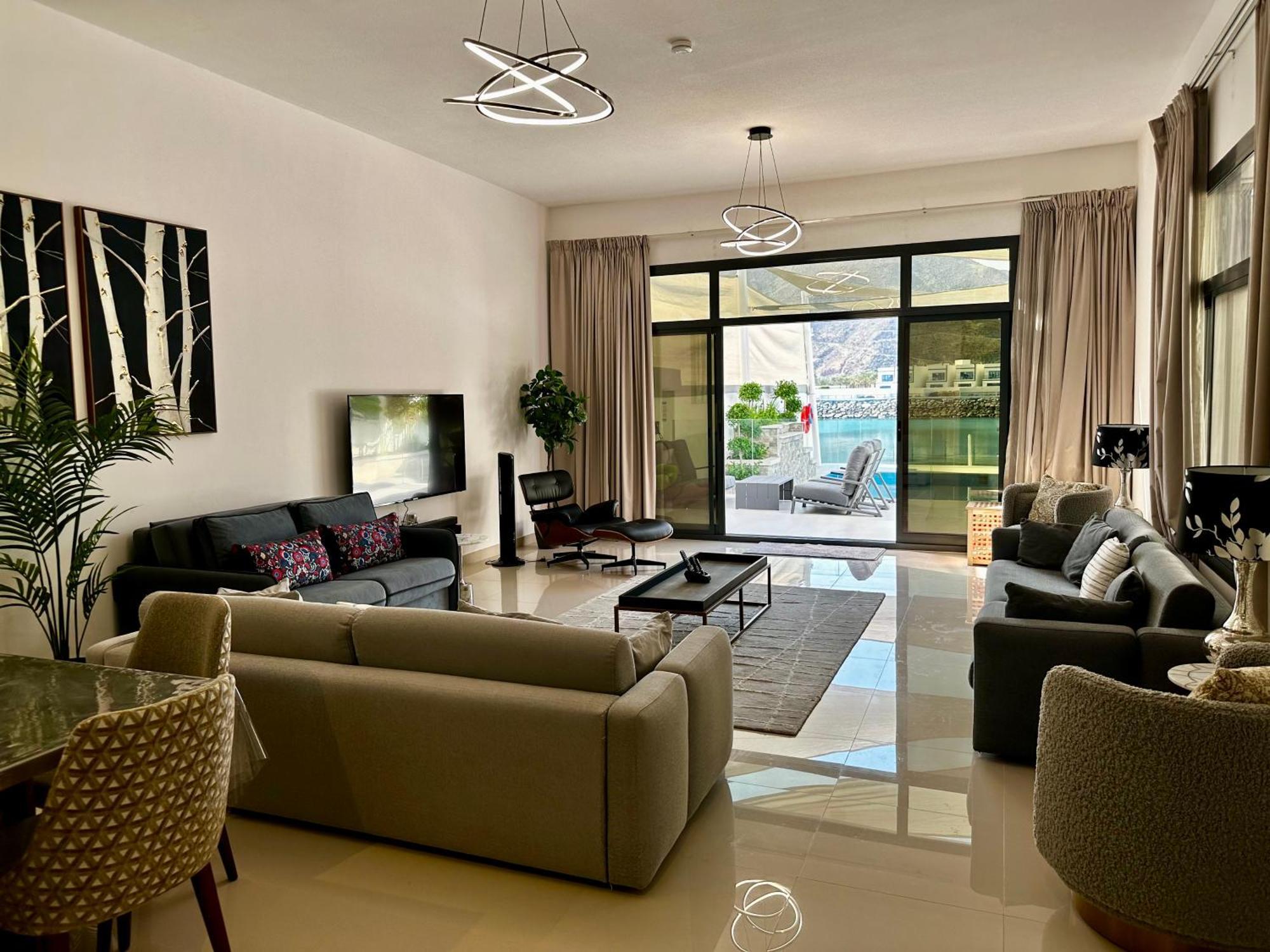 Al Dana Sea View Villa Fujairah Eksteriør bilde