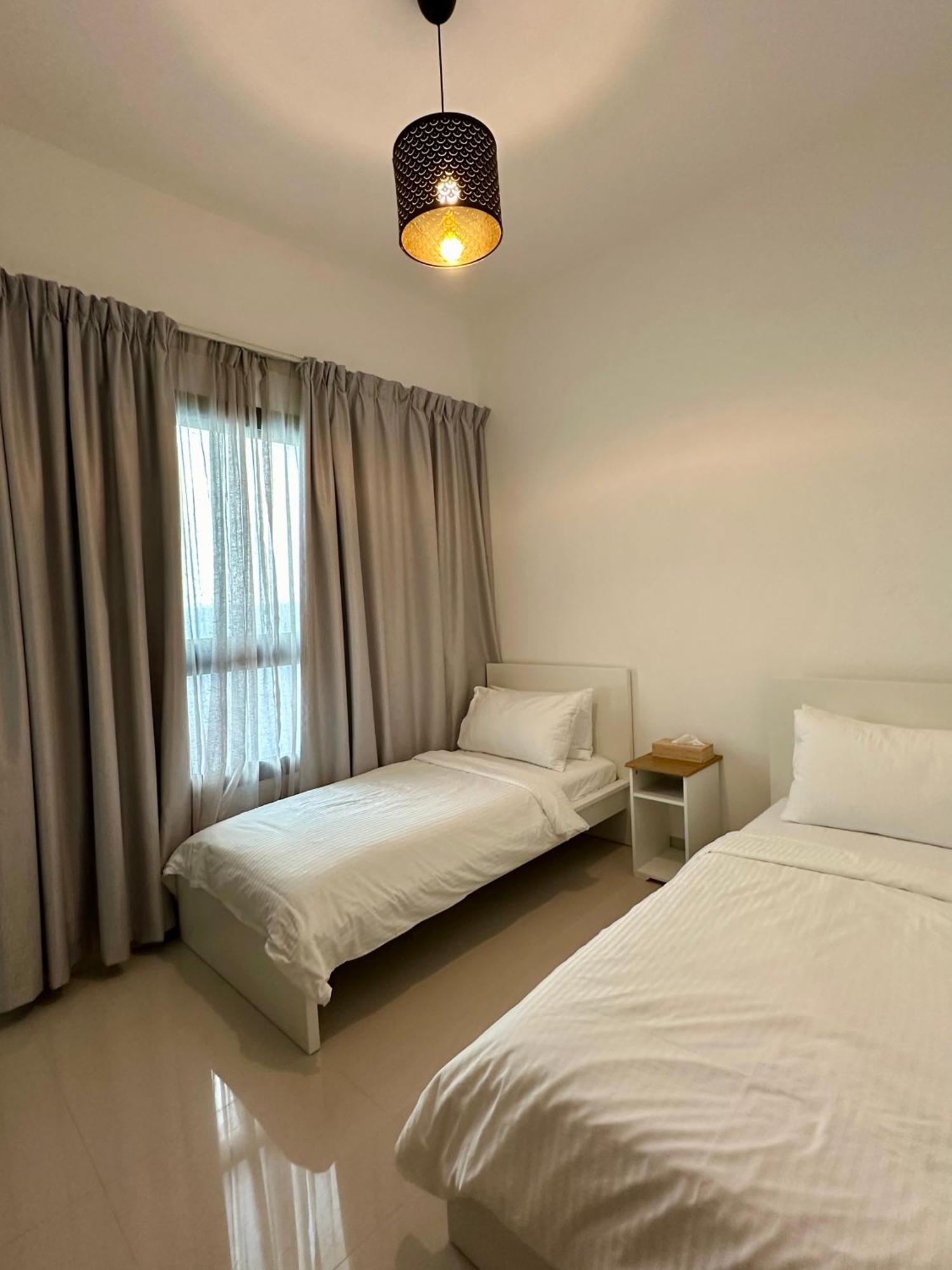 Al Dana Sea View Villa Fujairah Eksteriør bilde
