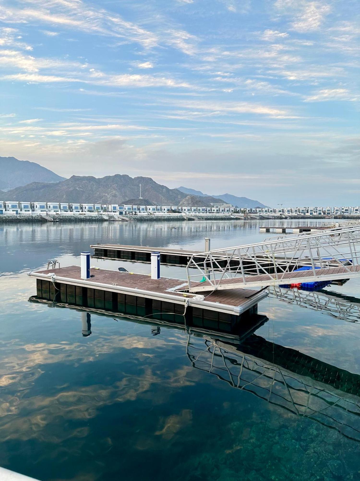 Al Dana Sea View Villa Fujairah Rom bilde